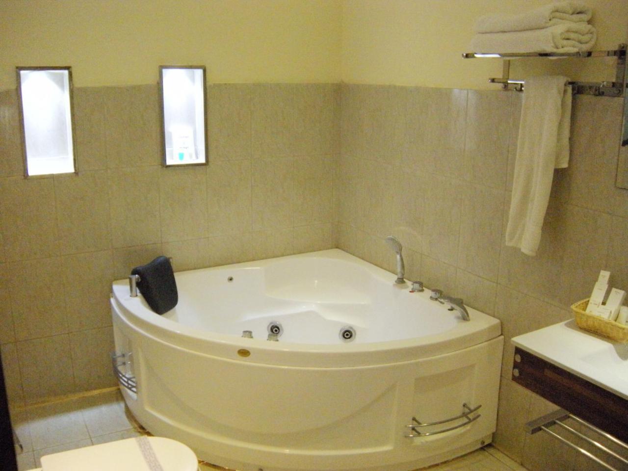 Grand Enclave Lahore Exterior foto
